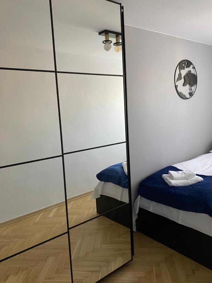 Apartament Emilian Apartment Warsawa Bagian luar foto