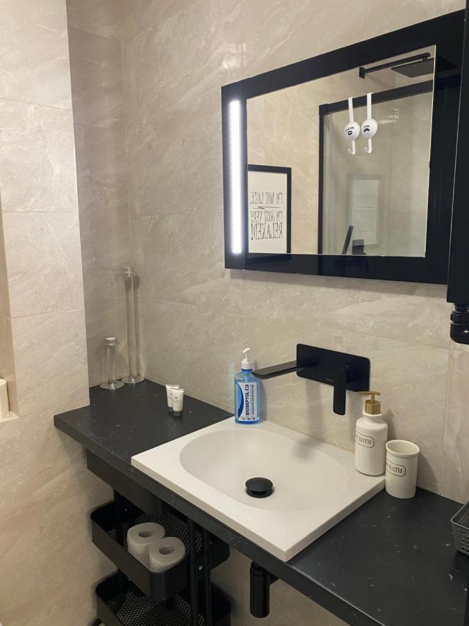 Apartament Emilian Apartment Warsawa Bagian luar foto